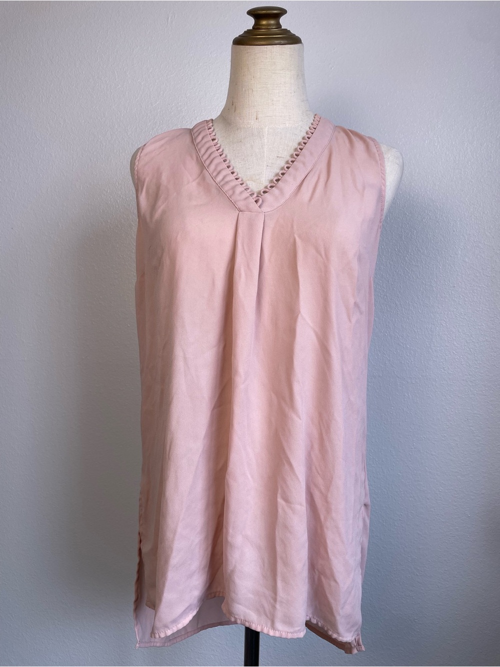 DR2 Sleeveless Blouse Blush Pink V-Neck Tank Top Loop women small